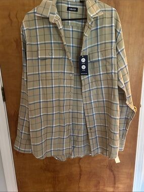 IZOD Beige Plaid Button-Up Shirt with Blue Accents